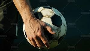 詹姆斯背靠背30+准三双 东契奇：他用行动证明自己多在乎比赛