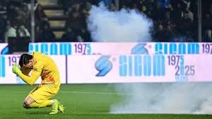 5场不胜！12亿豪阵也没用，英超豪门排名不断下滑，被曼联超越