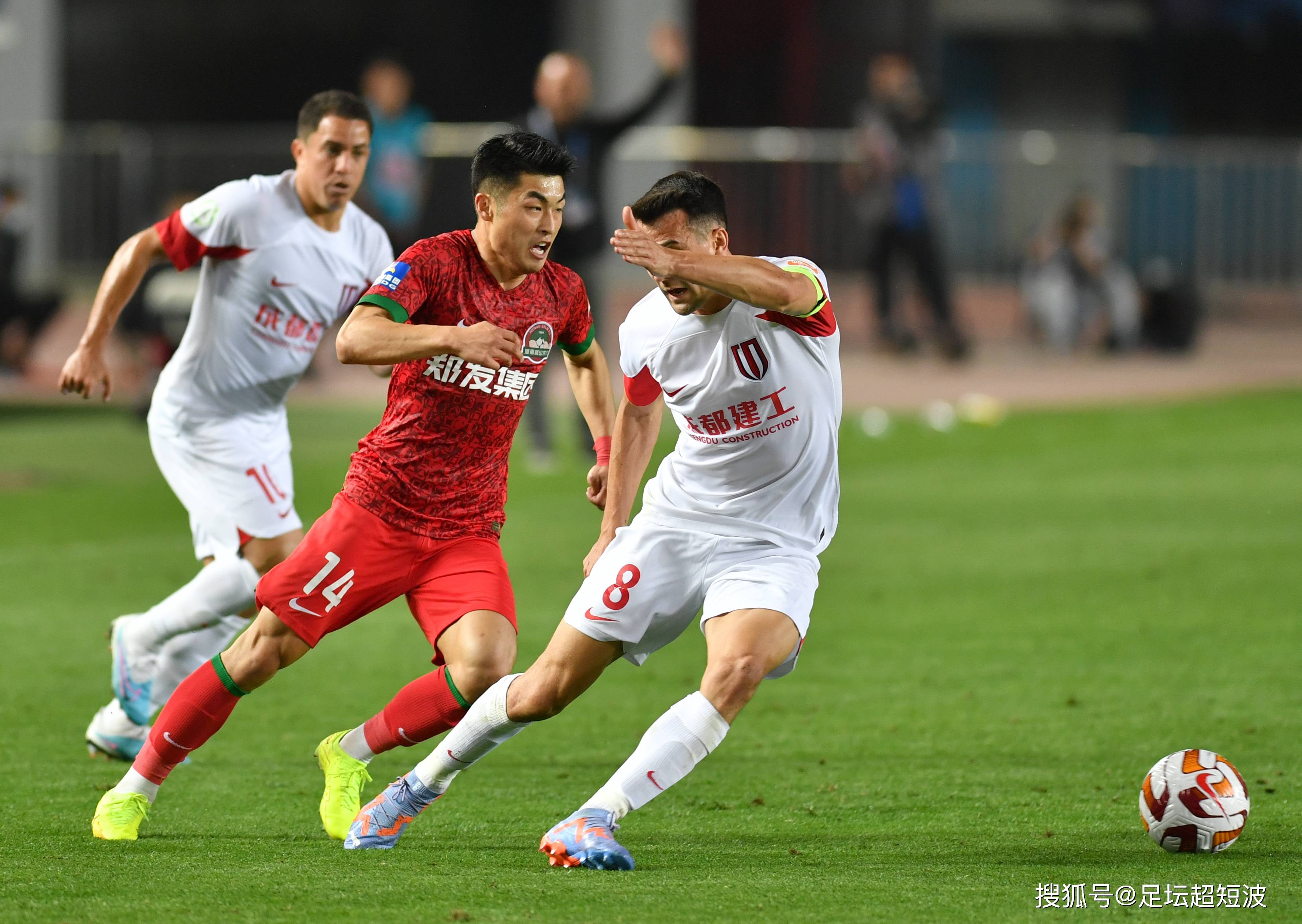 他不仅展现 他不仅展现