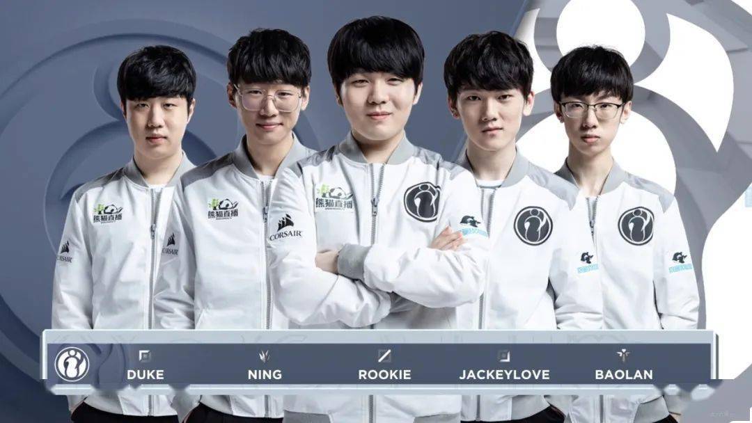 队在英国足 队在英国足