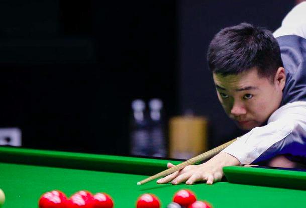 功于教练团 功于教练团